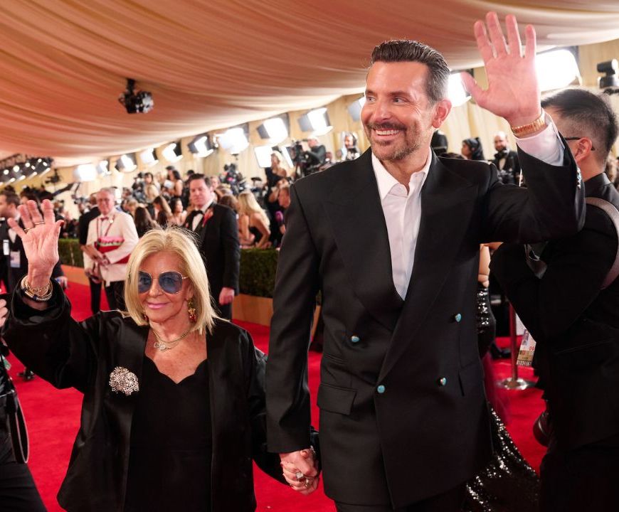 Bradley Cooper surpreende elenco de Abbott Elementary após noite sem Oscar®!