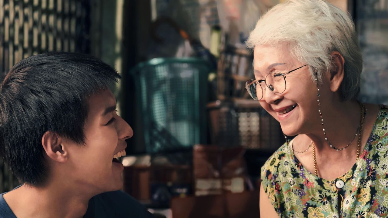 Crítica | Filme | Como Ganhar Milhões Antes Que a Avó Morra