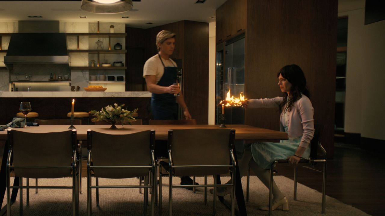 Crítica | Filme | Acompanhante Perfeita