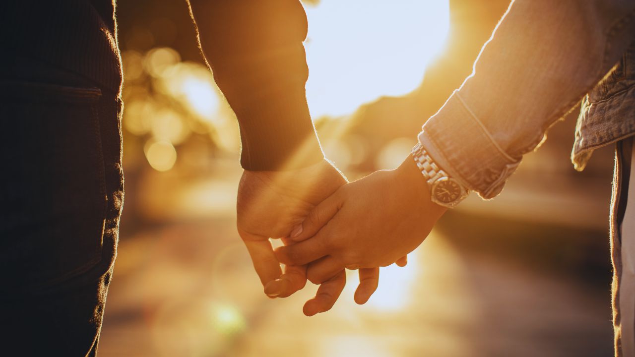 Poesia | Dá-me a tua mão, preciso que me guie