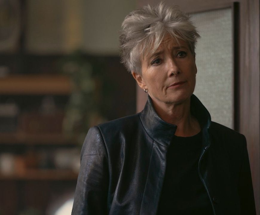 Primeiras imagens de Emma Thompson em Down Cemetery Road