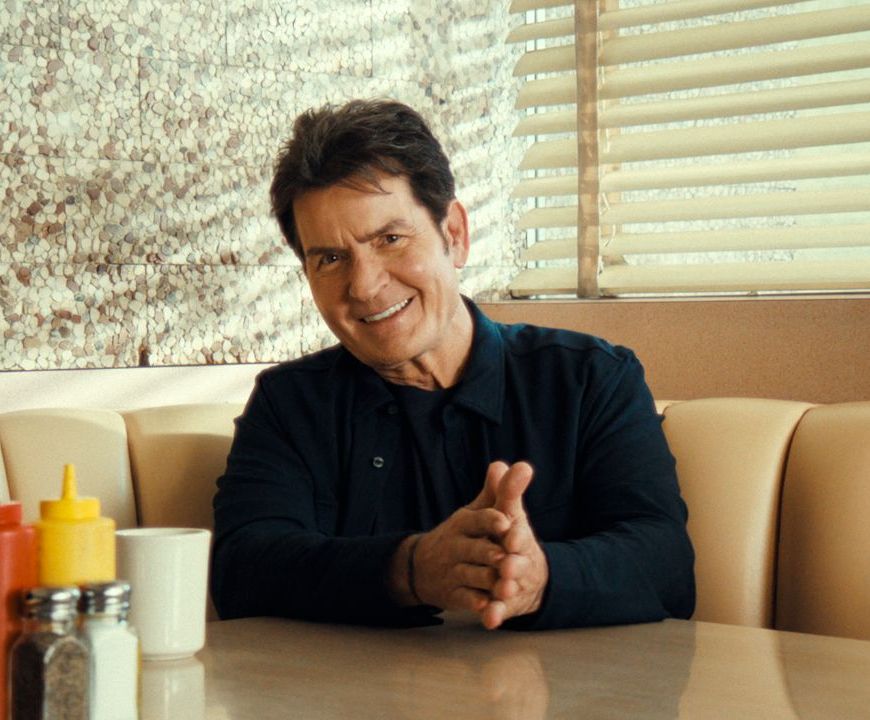 Crítica | Série | aka Charlie Sheen