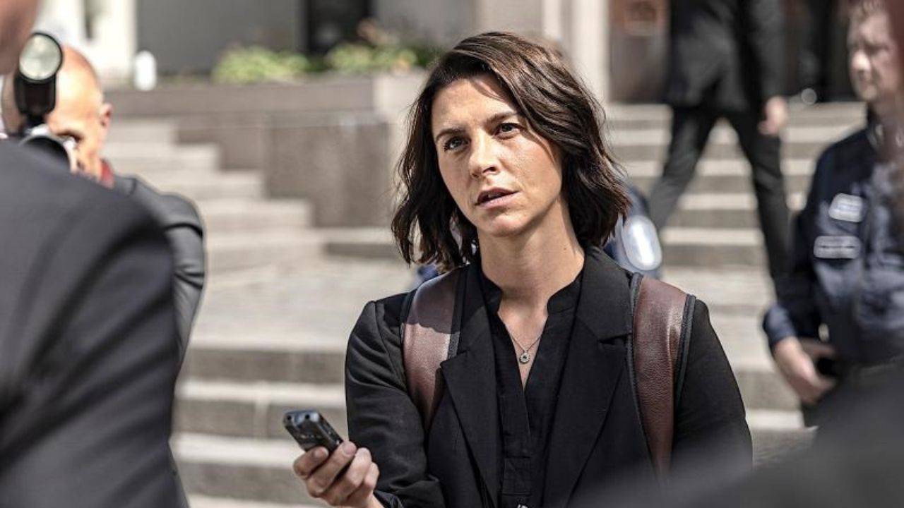 Inimiga do Povo: a lenda da busca pela verdade